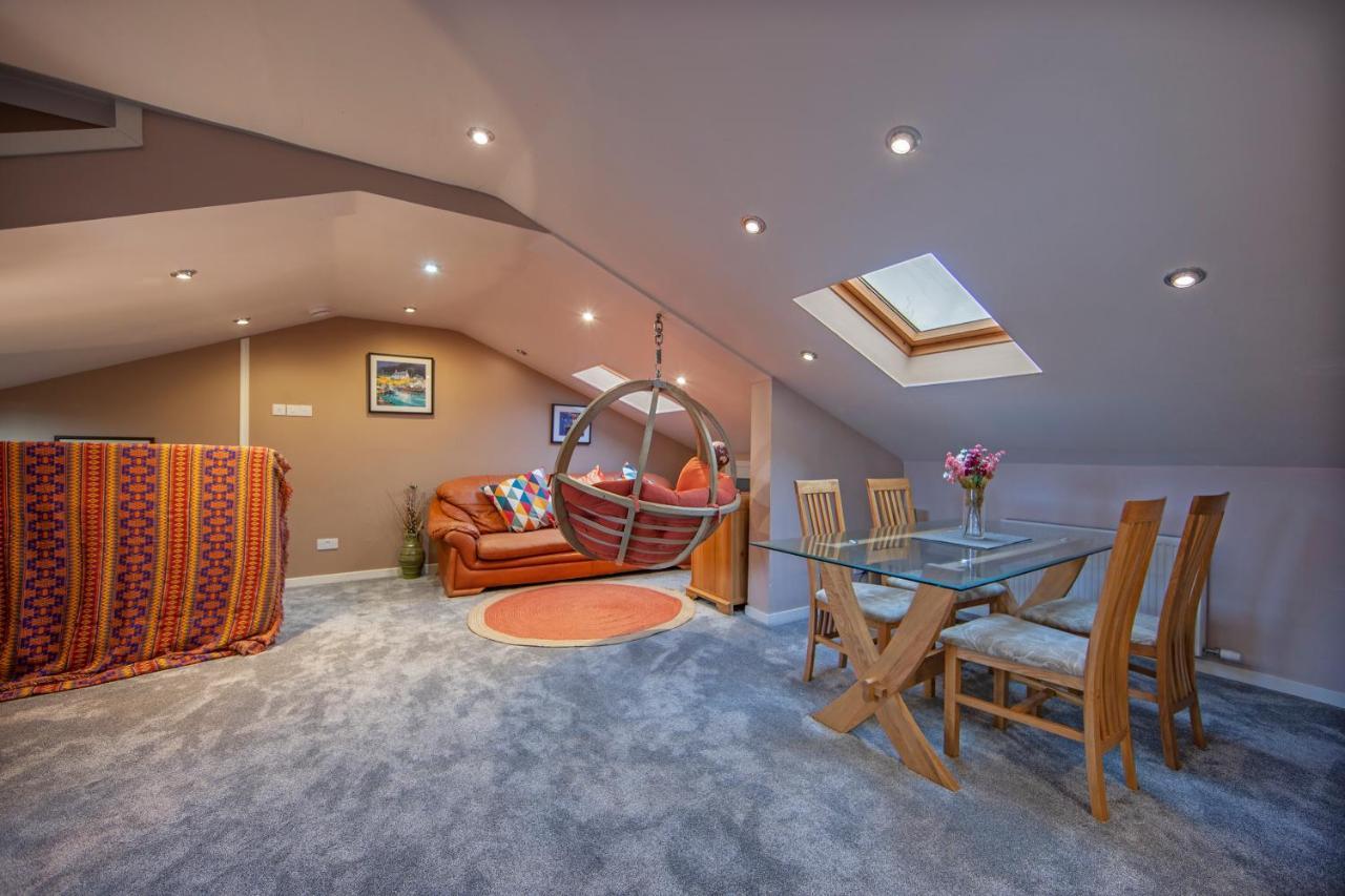 Premium 2Nd Floor 2 Bed Apt Sleeps 4 Adults In Oban Town エクステリア 写真