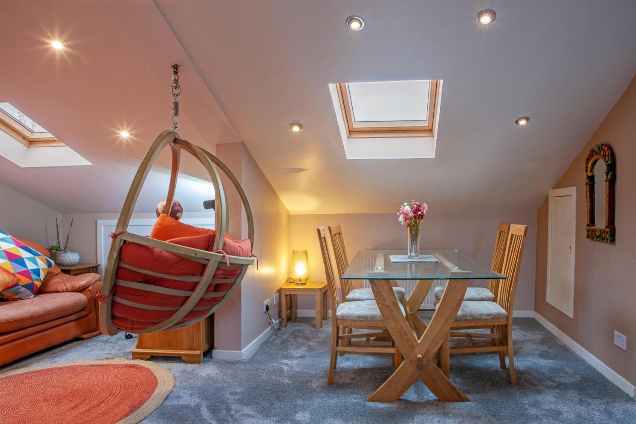 Premium 2Nd Floor 2 Bed Apt Sleeps 4 Adults In Oban Town エクステリア 写真